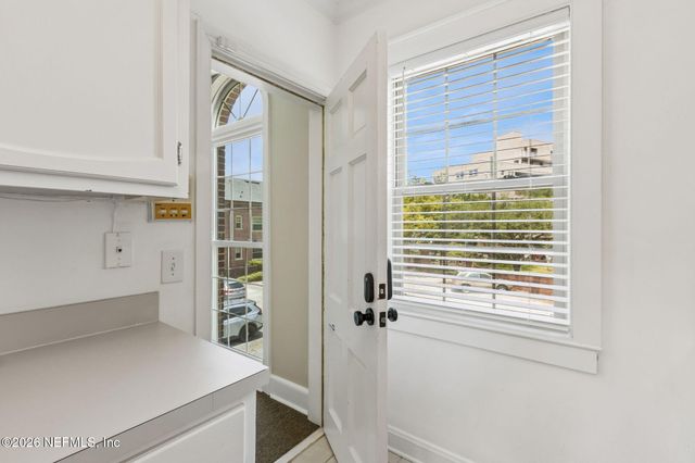 834 CEDAR Street 834, Jacksonville, FL 32207