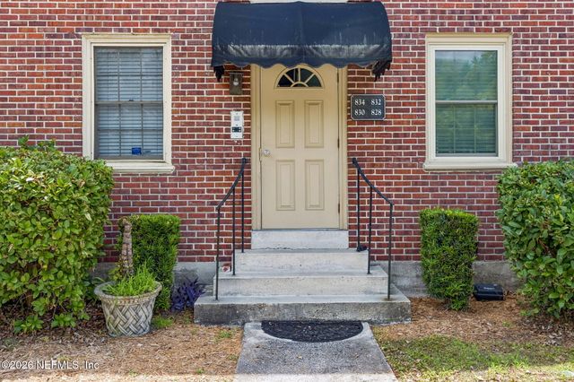 834 CEDAR Street 834, Jacksonville, FL 32207