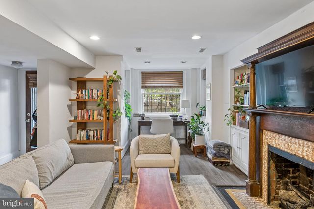 1217 MASSACHUSETTS AVE SE, Washington, DC 20003