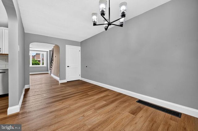 902 TAYLOR DR, Folcroft, PA 19032