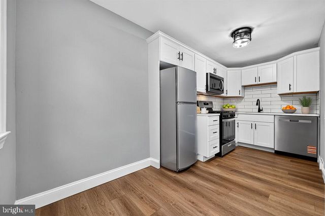 902 TAYLOR DR, Folcroft, PA 19032
