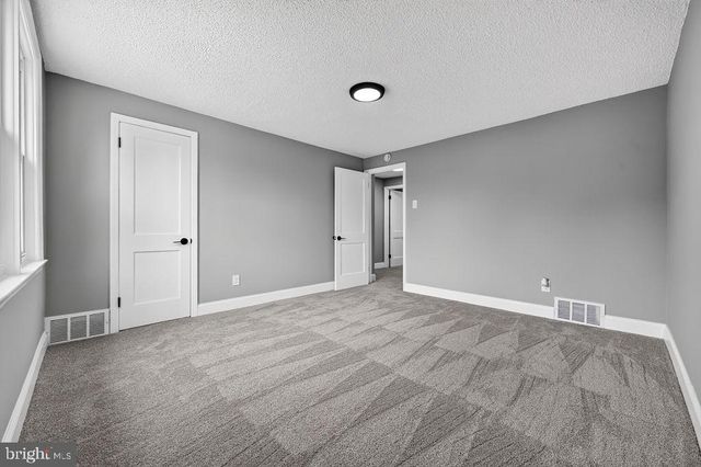 902 TAYLOR DR, Folcroft, PA 19032