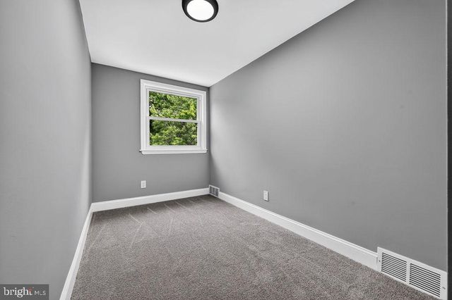 902 TAYLOR DR, Folcroft, PA 19032