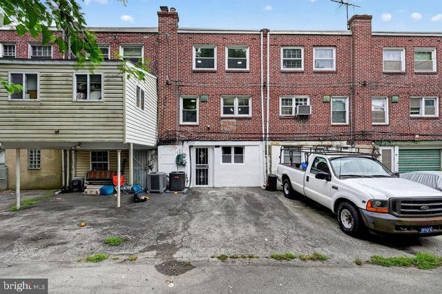 902 TAYLOR DR, Folcroft, PA 19032