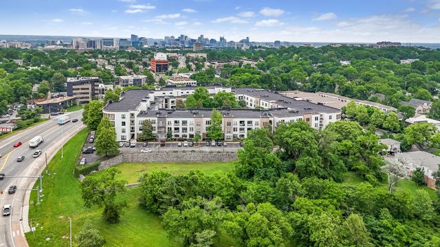2600 Hillsboro Pike Apt 233, Nashville, TN 37212