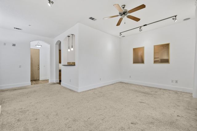 2600 Hillsboro Pike Apt 233, Nashville, TN 37212