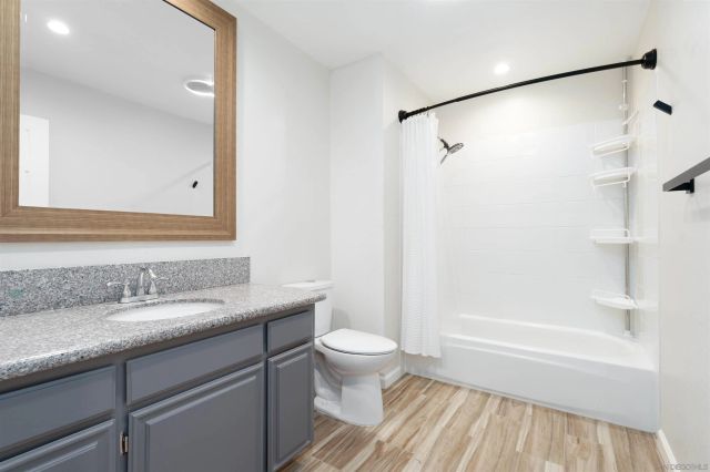 5837 Jeffries Ranch, Oceanside, CA 92057