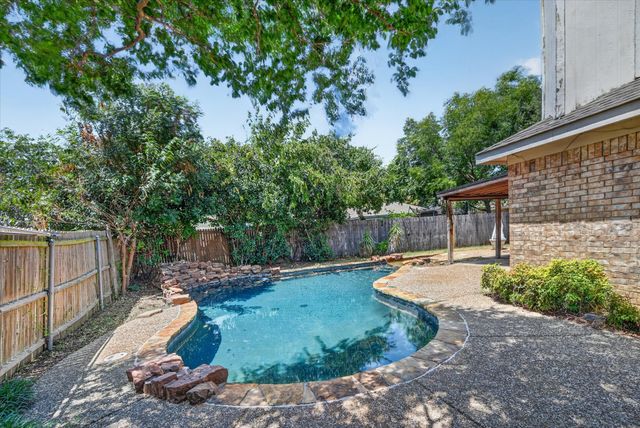 1144 Park Glen, Crowley, TX 76036