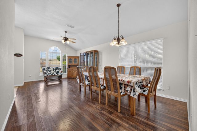 1144 Park Glen, Crowley, TX 76036