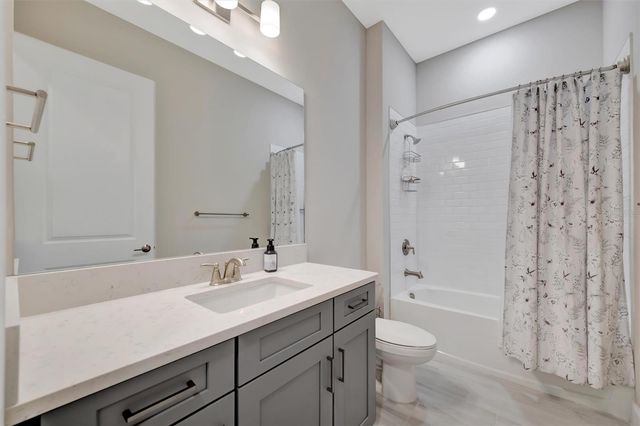 5505 CASERTA COURT, Palmetto, FL 34221