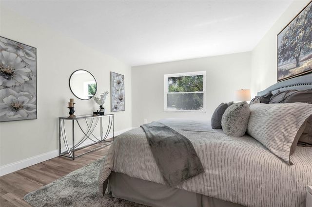 112 DES PINAR LANE, Longwood, FL 32750