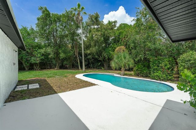 112 DES PINAR LANE, Longwood, FL 32750