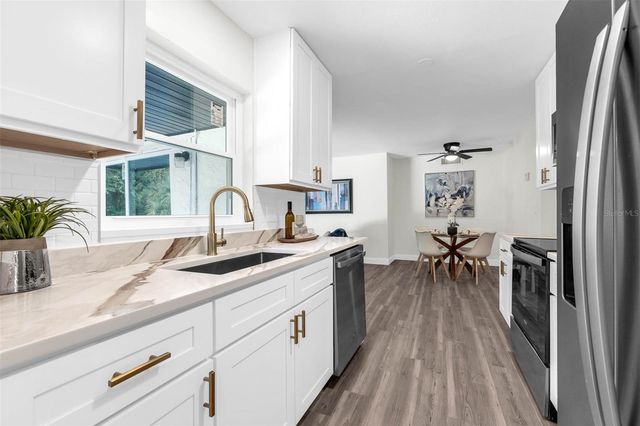 112 DES PINAR LANE, Longwood, FL 32750