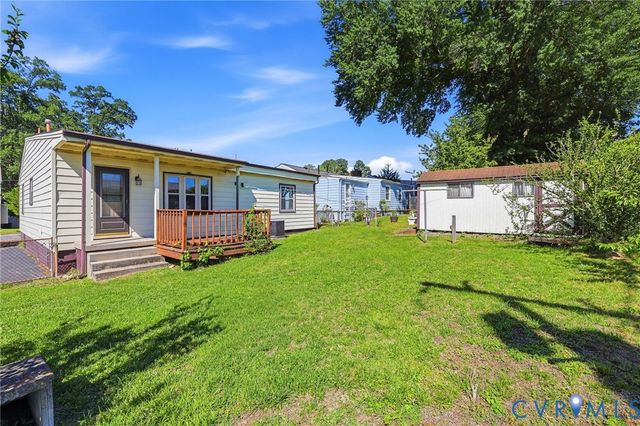 625 Pinehurst Ave, Colonial Heights, VA 23834
