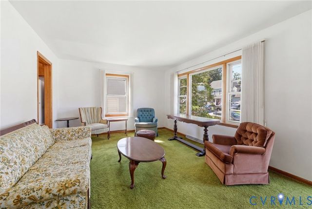625 Pinehurst Ave, Colonial Heights, VA 23834