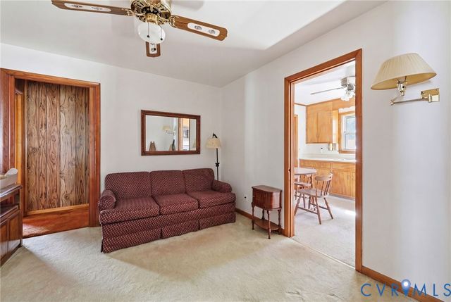 625 Pinehurst Ave, Colonial Heights, VA 23834