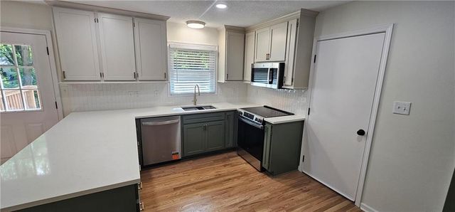 13013 Bristol Avenue, Grandview, MO 64030