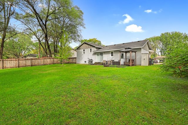 10632 Wren Street NW, Coon Rapids, MN 55433