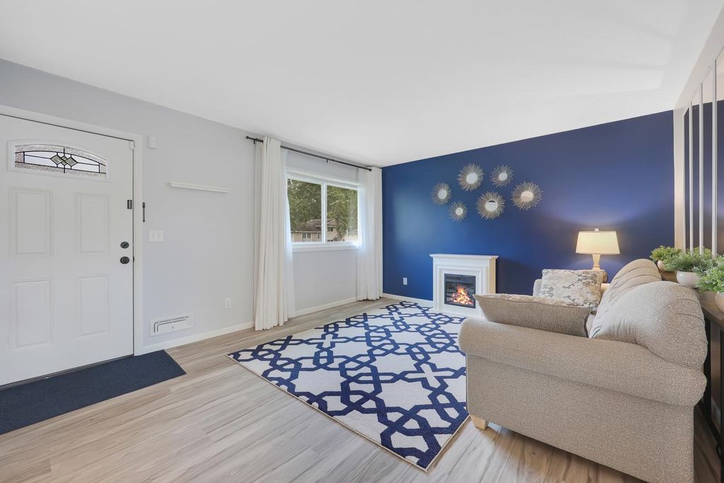10632 Wren Street NW, Coon Rapids, MN 55433 — photo 5