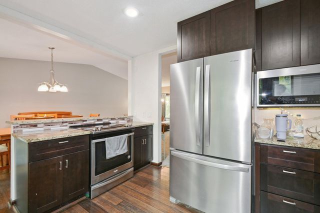 9143 James Avenue N, Brooklyn Park, MN 55444