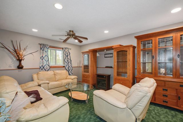 9143 James Avenue N, Brooklyn Park, MN 55444