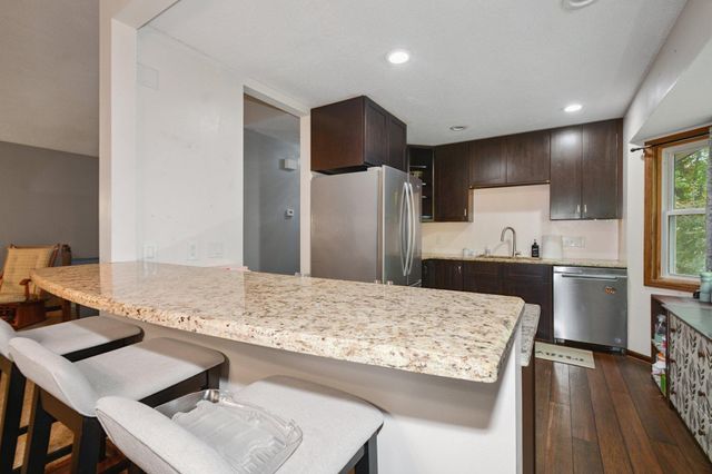 9143 James Avenue N, Brooklyn Park, MN 55444