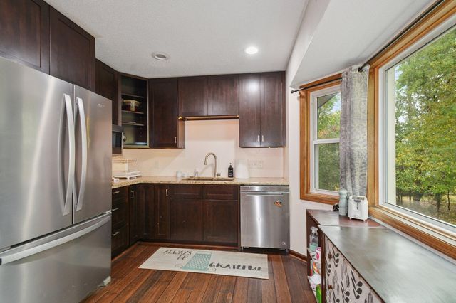 9143 James Avenue N, Brooklyn Park, MN 55444