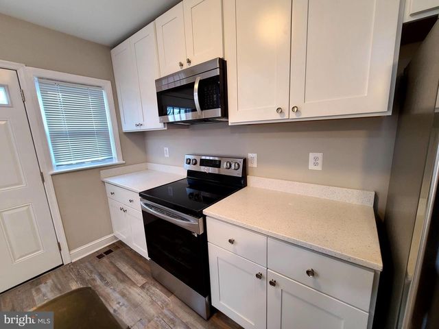 4715 DARTFORD AVE, Baltimore, MD 21229