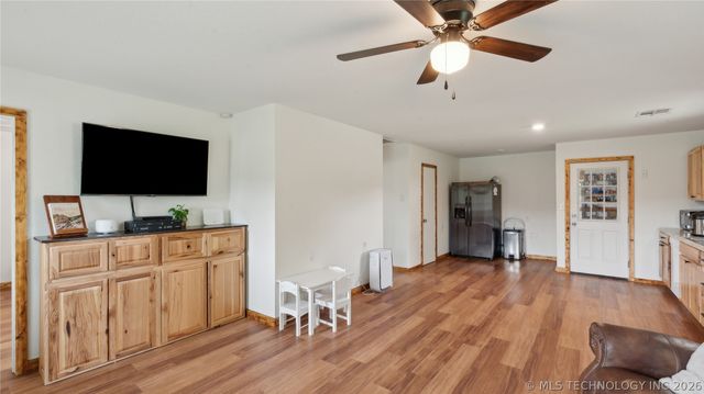 25301 E 330 Road, Chelsea, OK 74016