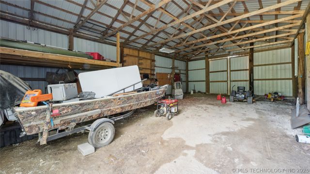 25301 E 330 Road, Chelsea, OK 74016
