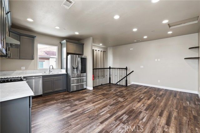 14881 Newland Street, Midway City, CA 92655