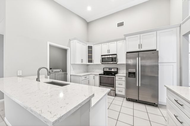 17212 Balboa Point Way, Boca Raton, FL 33487