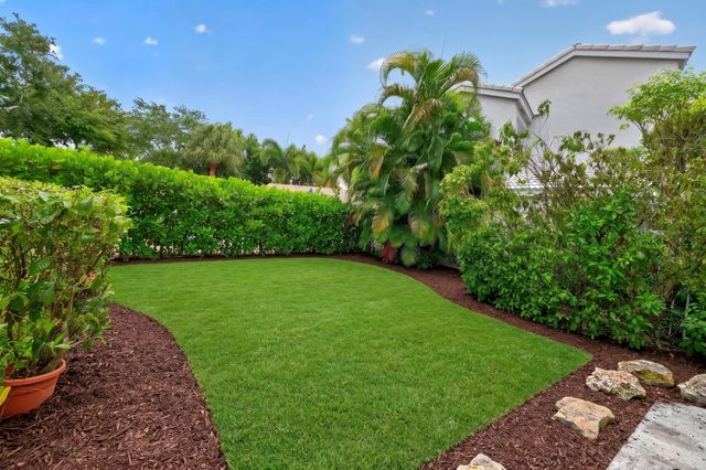 17212 Balboa Point Way, Boca Raton, FL 33487
