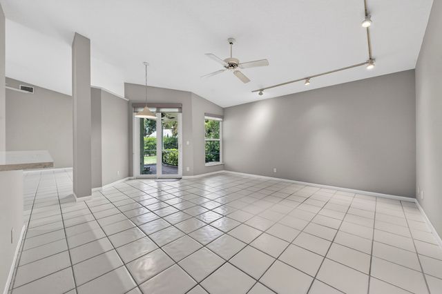 17212 Balboa Point Way, Boca Raton, FL 33487