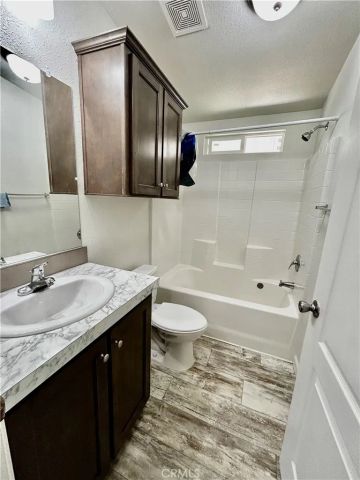 2205 W Acacia 155, Hemet, CA 92545