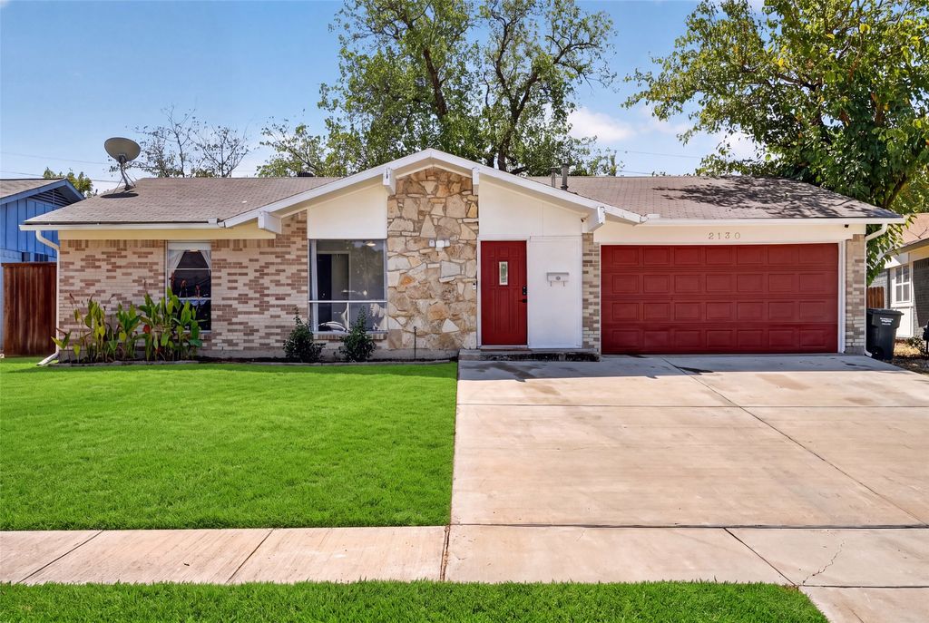 2130 Bowie Drive, Carrollton, TX 75006 — exterior