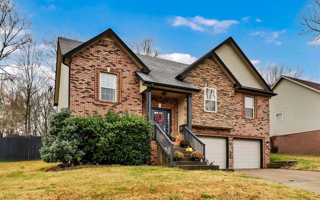 1838 Patricia Dr, Clarksville, TN 37040