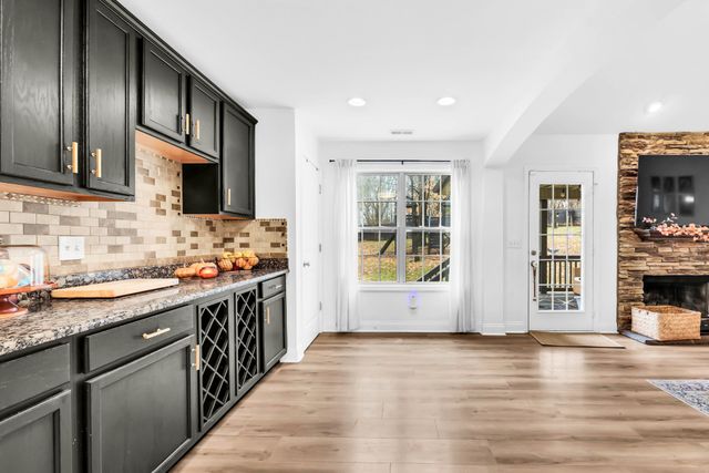 1838 Patricia Dr, Clarksville, TN 37040