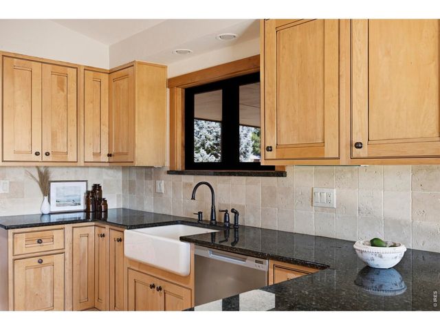 400 Ridgewood Ct, Fort Collins, CO 80524