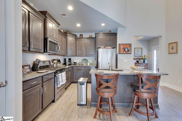 12 Creekhaven Lane, Taylors, SC 29687