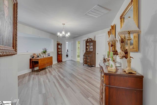 12 Creekhaven Lane, Taylors, SC 29687