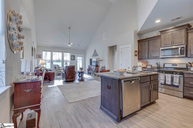 12 Creekhaven Lane, Taylors, SC 29687