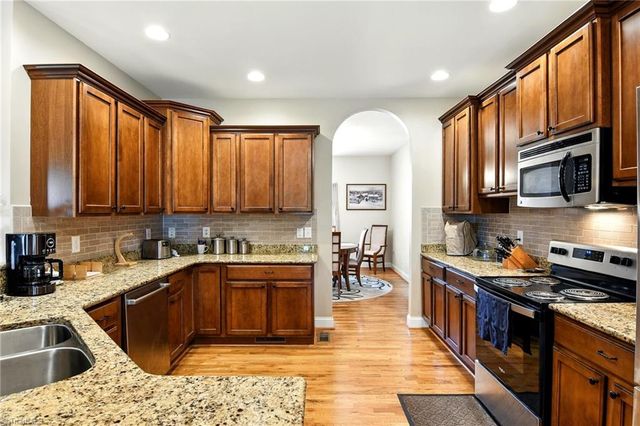 109 Marbrook Drive, Mocksville, NC 27028