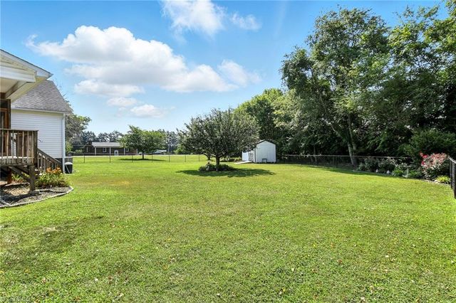 109 Marbrook Drive, Mocksville, NC 27028
