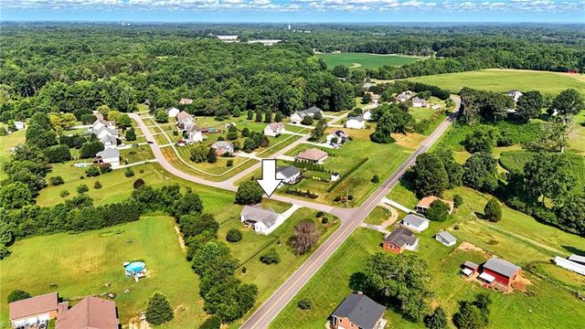 109 Marbrook Drive, Mocksville, NC 27028