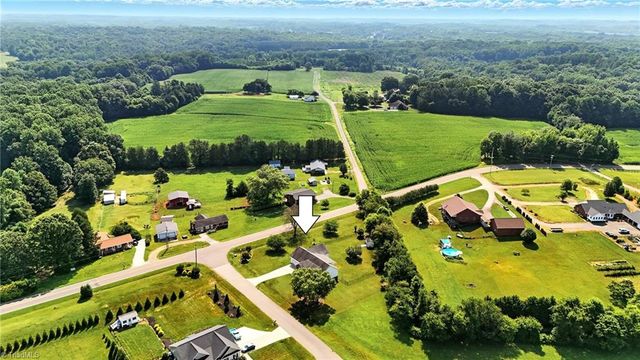 109 Marbrook Drive, Mocksville, NC 27028