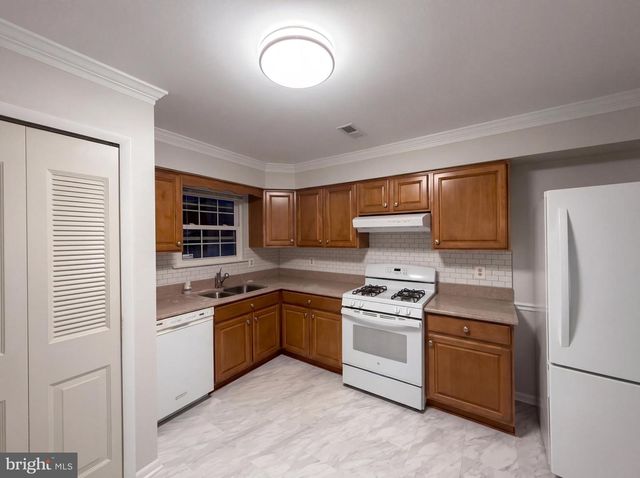 14281 PRINCEDALE DR, Woodbridge, VA 22193