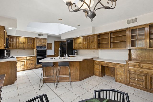 6517 Briarmeade Drive, Dallas, TX 75254