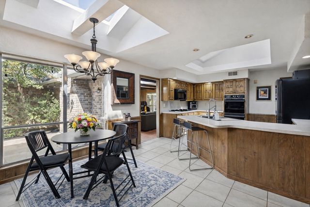 6517 Briarmeade Drive, Dallas, TX 75254