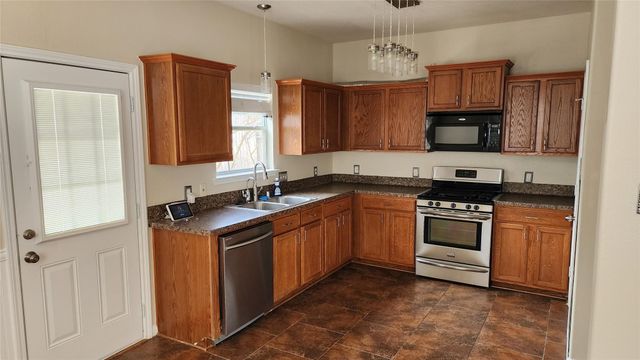 3911 Falvel Cove Drive, Spring, TX 77388